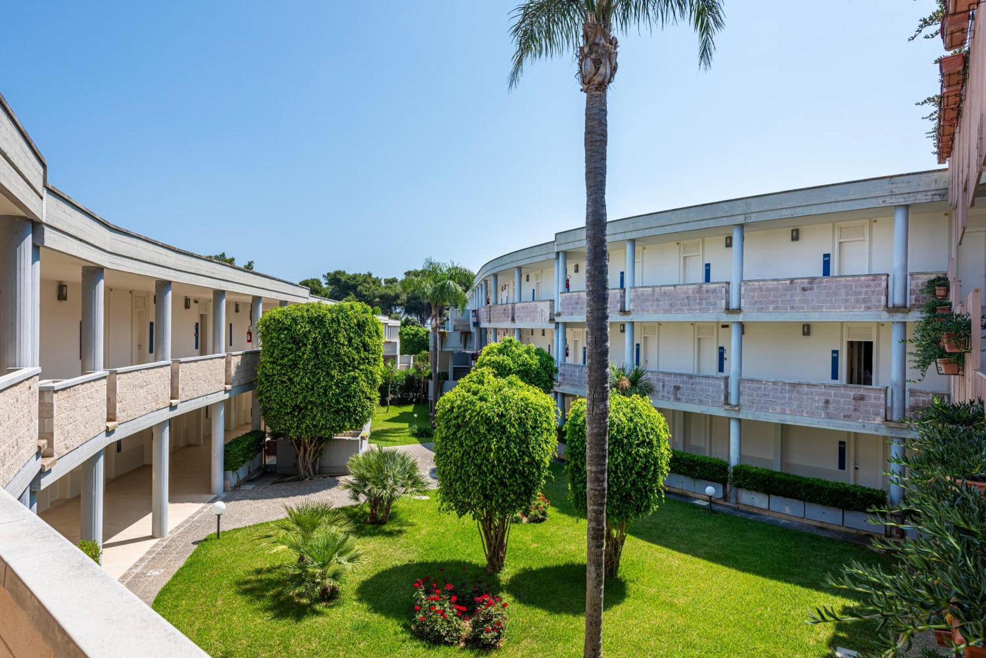 VOI Daniela Resort Conca Specchiulla Exterior foto